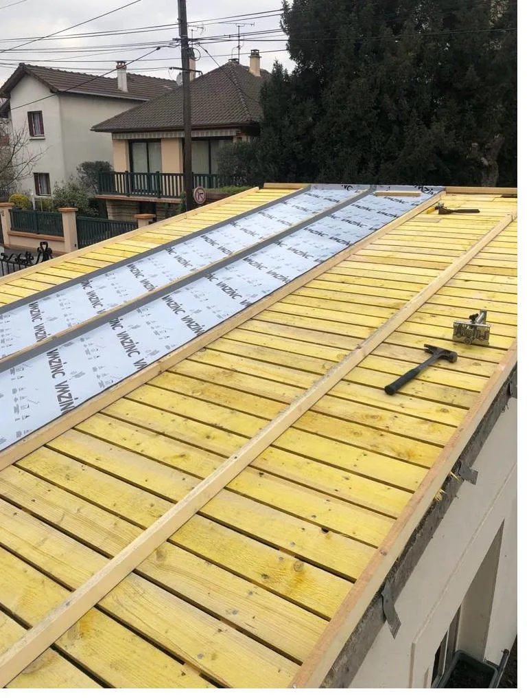 Toiture zinc à joint debout — Rueil-Malmaison – avant